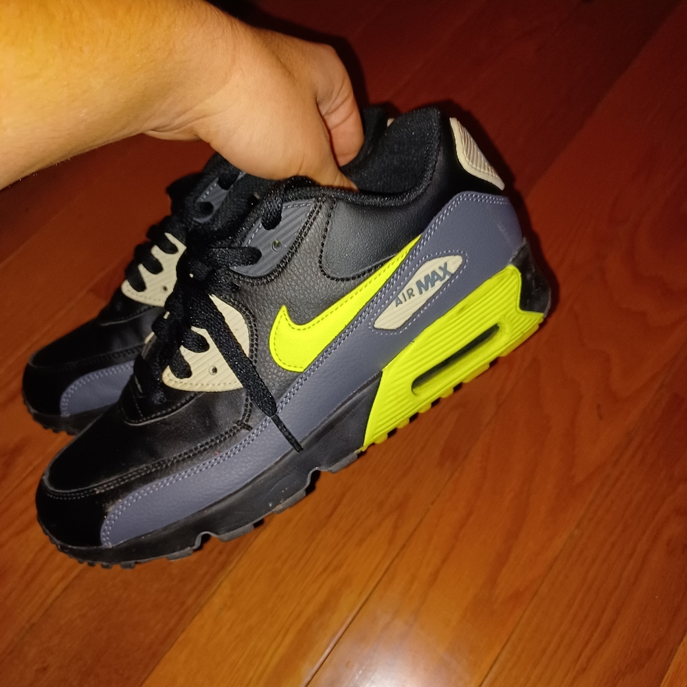 Nike shoes